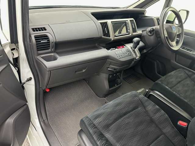 ホンダ ステップワゴン G インターナビコンフォートセレ 兵庫県 2012(平24)年 10.9万km ホワイトオーキッドパール 純正ナビ＆フルセグTV/（CD＆DVD＆MSV）/バックカメラ/両側パワースライドドア/クルーズコントロール/社外17inアルミホイール/モデューロエアロ/ETC/ドアバイザー/純正フロアマット/オートライト/HIDライト/電動格納ミラー/