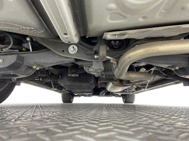 トヨタ アルファードハイブリット X 神奈川県 2018(平30)年 5.2万km パール 4WD/社外アルパイン11型メモリーナビゲーション【EX11Z】/社外アルパインフリップダウンモニター【PXHEX-R-AV】/ワンセグ　CD DVD　SD　iPod　Bluetooth　AUX　HDMI　/サイド/リアカメラ/両側電動スライドドア/デジタルインナーミラー/AC100V/純正ビルトインETC/セーフティセンス/レーダークルーズコントロール/プリクラッシュセーフティ/レーントレーシングアシスト/パーキングサポートブレーキ/ロードサインアシスト/先行車発進お知らせ機能/前後ソナー/ハイビームアシスト/2列目オットマン/社外前方ドライブレコーダー/革巻きステアリング/電動パーキングブレーキ/オートブレーキホールド/プッシュスタート/スマートキー/LEDヘッドランプ/フロントフォグランプ/オートライト/純正18インチアルミホイール/純正リアスポイラー/取説　保証書　スペアキー