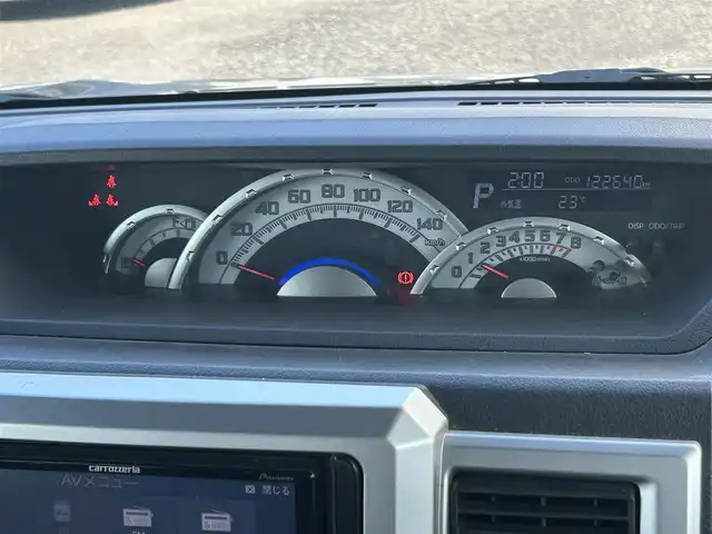 ダイハツ ウェイク X SA 宮崎県 2015(平27)年 12.3万km ブラックマイカメタリック (株)IDOMが運営する【じしゃロン宮崎店】の自社ローン対象車両になります。こちらは現金ご利用時の価格です。/自社ローンご希望の方は別途その旨お申付け下さい。//ナビ(AVIC-RZ06)//TV/CD/DVD/Bluetooth//ETC//バックカメラ//片側パワースライドドア//純正フロアマット//社外アルミホイール//ドアバイザー//オートライト//ステアリングスイッチ