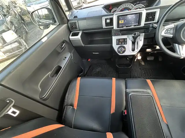 ダイハツ ウェイク X SA 宮崎県 2015(平27)年 12.3万km ブラックマイカメタリック (株)IDOMが運営する【じしゃロン宮崎店】の自社ローン対象車両になります。こちらは現金ご利用時の価格です。/自社ローンご希望の方は別途その旨お申付け下さい。//ナビ(AVIC-RZ06)//TV/CD/DVD/Bluetooth//ETC//バックカメラ//片側パワースライドドア//純正フロアマット//社外アルミホイール//ドアバイザー//オートライト//ステアリングスイッチ