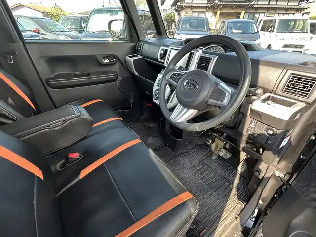 ダイハツ ウェイク X SA 宮崎県 2015(平27)年 12.3万km ブラックマイカメタリック (株)IDOMが運営する【じしゃロン宮崎店】の自社ローン対象車両になります。こちらは現金ご利用時の価格です。/自社ローンご希望の方は別途その旨お申付け下さい。//ナビ(AVIC-RZ06)//TV/CD/DVD/Bluetooth//ETC//バックカメラ//片側パワースライドドア//純正フロアマット//社外アルミホイール//ドアバイザー//オートライト//ステアリングスイッチ