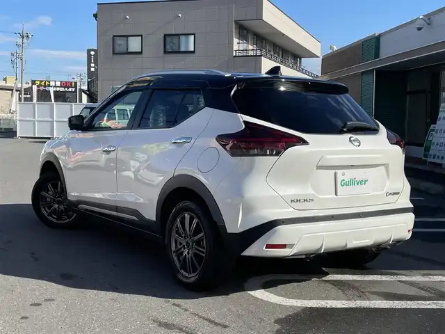 日産 キックス X 長野県 2021(令3)年 9.8万km ブリリアントホワイトパール/ピュアブラック 2トーン ワンオーナー/フルセグテレビ/AM/FM/Bluetooth/全方位カメラ/ハンドルヒーター/シートヒーター/ETC/プッシュスタート/LEDヘッドライト/ドライブレコーダー/フォグランプ/ドアバイザー/e-power/クルーズコントロール/スペアキー/パワーウィンドウ/電動格納ミラー/コーナーセンサー/オートハイビーム/ノーマルタイヤ有