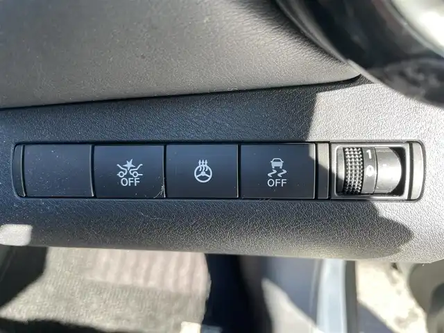 日産 キックス X 長野県 2021(令3)年 9.8万km ブリリアントホワイトパール/ピュアブラック 2トーン ワンオーナー/フルセグテレビ/AM/FM/Bluetooth/全方位カメラ/ハンドルヒーター/シートヒーター/ETC/プッシュスタート/LEDヘッドライト/ドライブレコーダー/フォグランプ/ドアバイザー/e-power/クルーズコントロール/スペアキー/パワーウィンドウ/電動格納ミラー/コーナーセンサー/オートハイビーム/ノーマルタイヤ有