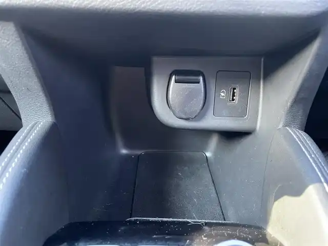 日産 キックス X 長野県 2021(令3)年 9.8万km ブリリアントホワイトパール/ピュアブラック 2トーン ワンオーナー/フルセグテレビ/AM/FM/Bluetooth/全方位カメラ/ハンドルヒーター/シートヒーター/ETC/プッシュスタート/LEDヘッドライト/ドライブレコーダー/フォグランプ/ドアバイザー/e-power/クルーズコントロール/スペアキー/パワーウィンドウ/電動格納ミラー/コーナーセンサー/オートハイビーム/ノーマルタイヤ有