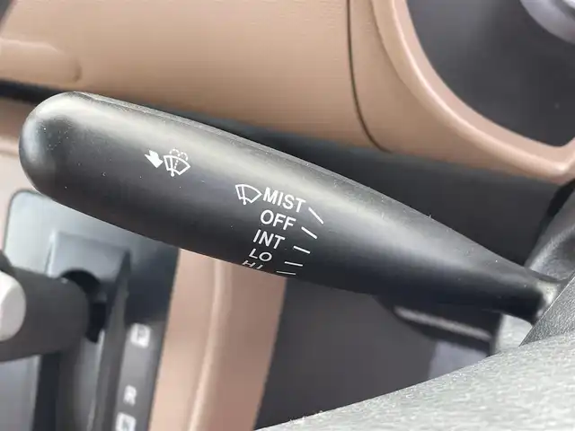 ダイハツ ミラ ココア プラスX 福岡県 2017(平29)年 6.8万km プラムブラウンクリスタルマイカ ・ルーフレール　/・社外ナビ（ＭＤＶ－７０１）/・フルセグＴＶ　/・ＥＴＣ　/・キーレスエントリー　/・Ｂｌｕｅｔｏｏｔｈ　/・ＣＤ／ＤＶＤ再生　/・ＵＳＢ　/・ＳＤ　/・アイドリングストップ　/・￥ＩＳＯＦＩＸ　/・パワーウインドウ　/・電格ミラー