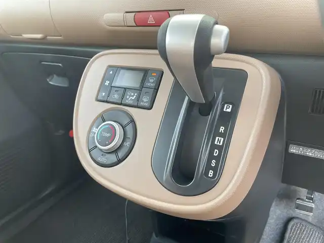 ダイハツ ミラ ココア プラスX 福岡県 2017(平29)年 6.8万km プラムブラウンクリスタルマイカ ・ルーフレール　/・社外ナビ（ＭＤＶ－７０１）/・フルセグＴＶ　/・ＥＴＣ　/・キーレスエントリー　/・Ｂｌｕｅｔｏｏｔｈ　/・ＣＤ／ＤＶＤ再生　/・ＵＳＢ　/・ＳＤ　/・アイドリングストップ　/・￥ＩＳＯＦＩＸ　/・パワーウインドウ　/・電格ミラー