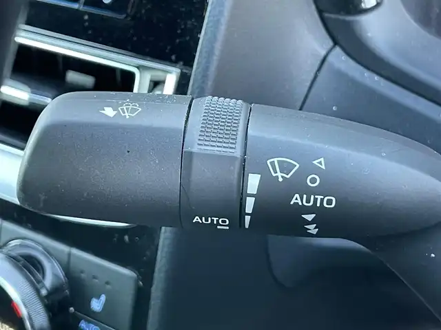 トヨタ クラウン RS 香川県 2021(令3)年 3万km プレシャスブラックパール トヨタセーフティセンス/・プリクラッシュセーフティ（PCS）/・レーダークルーズコントロール（全車速追従機能付）/・レーントレーシングアシスト（LTA）/・アダプティブハイビームシステム（AHS)/・ロードサインアシスト（RSA）/・発進遅延告知機能（DMTM）/・アドバンスドパーク/純正12.3型ナビ/(Bluetooth/FM/AM)/フルセグTV/全席シートヒーター/ステアリングヒーター　/革巻きステアリング/LEDライト/オートハイビーム/オートライト