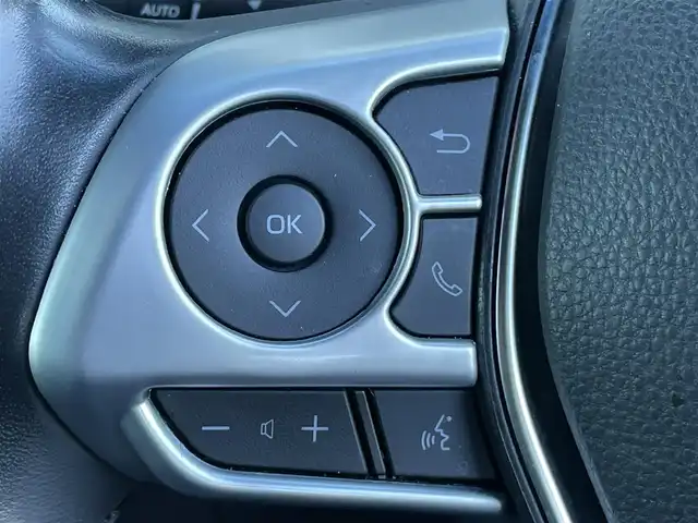 トヨタ クラウン RS 香川県 2021(令3)年 3万km プレシャスブラックパール トヨタセーフティセンス/・プリクラッシュセーフティ（PCS）/・レーダークルーズコントロール（全車速追従機能付）/・レーントレーシングアシスト（LTA）/・アダプティブハイビームシステム（AHS)/・ロードサインアシスト（RSA）/・発進遅延告知機能（DMTM）/・アドバンスドパーク/純正12.3型ナビ/(Bluetooth/FM/AM)/フルセグTV/全席シートヒーター/ステアリングヒーター　/革巻きステアリング/LEDライト/オートハイビーム/オートライト