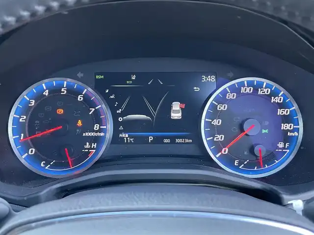 トヨタ クラウン RS 香川県 2021(令3)年 3万km プレシャスブラックパール トヨタセーフティセンス/・プリクラッシュセーフティ（PCS）/・レーダークルーズコントロール（全車速追従機能付）/・レーントレーシングアシスト（LTA）/・アダプティブハイビームシステム（AHS)/・ロードサインアシスト（RSA）/・発進遅延告知機能（DMTM）/・アドバンスドパーク/純正12.3型ナビ/(Bluetooth/FM/AM)/フルセグTV/全席シートヒーター/ステアリングヒーター　/革巻きステアリング/LEDライト/オートハイビーム/オートライト