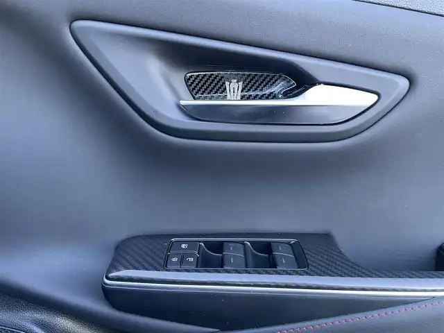 トヨタ クラウン RS 香川県 2021(令3)年 3万km プレシャスブラックパール トヨタセーフティセンス/・プリクラッシュセーフティ（PCS）/・レーダークルーズコントロール（全車速追従機能付）/・レーントレーシングアシスト（LTA）/・アダプティブハイビームシステム（AHS)/・ロードサインアシスト（RSA）/・発進遅延告知機能（DMTM）/・アドバンスドパーク/純正12.3型ナビ/(Bluetooth/FM/AM)/フルセグTV/全席シートヒーター/ステアリングヒーター　/革巻きステアリング/LEDライト/オートハイビーム/オートライト