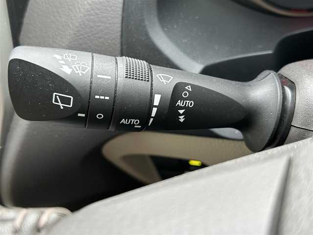 トヨタ ランドクルーザー プラド TX Lパッケージ 佐賀県 2018(平30)年 3.1万km ホワイトパールクリスタルシャイン モデリスタエアロ/ルーフレール/4WD/トヨタセーフティセンス/・プリクラッシュセーフティ/・レーンディパーチャーアラート/・レーダークルーズコントロール/・オートマチックハイビーム/クリアランスソナー/社外8インチナビ/・バックカメラ/・フルセグTV/BT/CD/DVD/ベージュ革シート/前席シートベンチレーション/前席シートヒーター/前席パワーシート/電動格納サードシート/純正19インチAW/LEDヘッドライト/フォグランプ/ETC/エアバックW/サイド/カーテン/スペアキー×１/取扱説明書/保証書