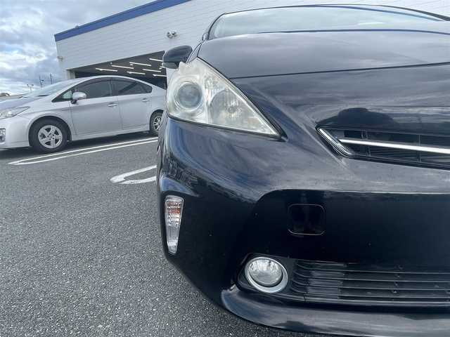 トヨタ プリウス α S 熊本県 2012(平24)年 8.3万km ブラック (株)IDOMが運営する【じしゃロン熊本店】の自社ローン専用車両になります。こちらは現金またはオートローンご利用時の価格です。自社ローンご希望の方は別途その旨お申付け下さい/ALPINE製SDナビ【VIE-X066】/　（フルセグTV・DVD・CD・AM/FM）/バックカメラ/ETC/ステアリングスイッチ/ドアバイザー/ISOFIX/電動格納ウィンカーミラー/カーテンエアバック/純正フロアマット