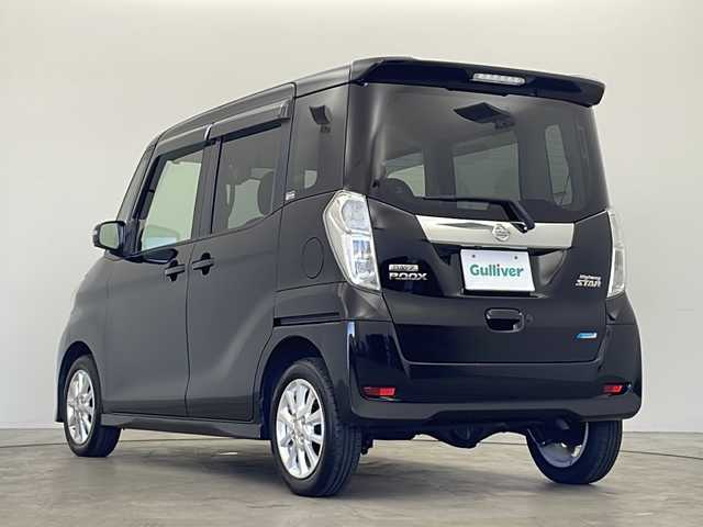 日産 デイズ ルークス ハイウェイスターX 秋田県 2016(平28)年 8.6万km ブラック 4WD/純正ナビ（CD/DVD/BT/フルセグ）/【MC315D-W】/全方位カメラ/D席シートヒーター/エマージェンシーブレーキ/片側パワースライドドア/エンジンスターター/ETC/純正アルミホイール/フォグランプ/アイドリングストップ/後席サンシェード/スマートキー/スペアキー/取説・保証書