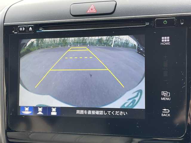 ホンダ フリード G ホンダセンシング 東京都 2017(平29)年 3万km シルバー 純正ナビ/ホンダセンシング/・衝突軽減ブレーキ/・車線維持支援システム/・アダプティブクルーズコントロール/アイドリングストップ/両側パワースライドドア/シートカバー/フルセグTV/・DVD/CD再生機能/・Bluetooth接続/バックカメラ/革巻きステアリング/ETC/LEDヘッドライト/純正15インチアルミホイル/スマートキー/純正ゴムマット