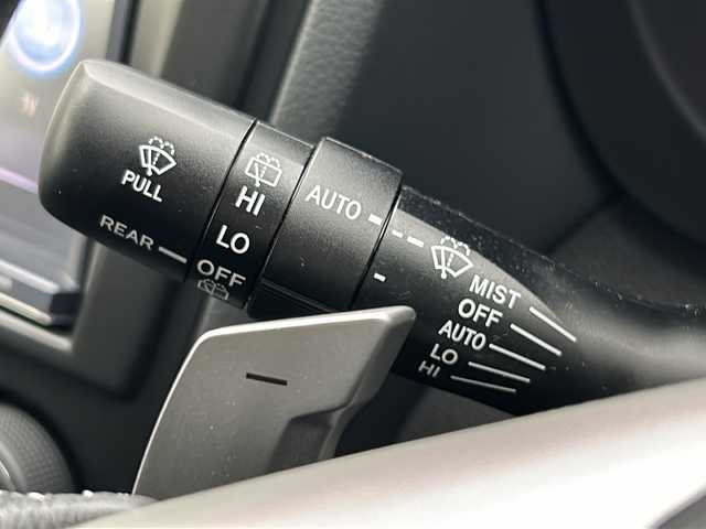 スバル フォレスター 2．0XT アイサイト 宮城県 2012(平24)年 2.5万km サテンホワイトパール 4WD/純正ダイアトーンサウンドナビ/アイサイト/バックカメラ/ETC/レーダークルーズコントロール/レザーシート/パワーシート/シートヒーター/パドルシフト/プッシュスタート/スマートキー/スペアキー/オートライト/フォグランプ/ヘッドライトレベライザー/ドアバイザー/純正フロアマット/純正18インチアルミホイール
