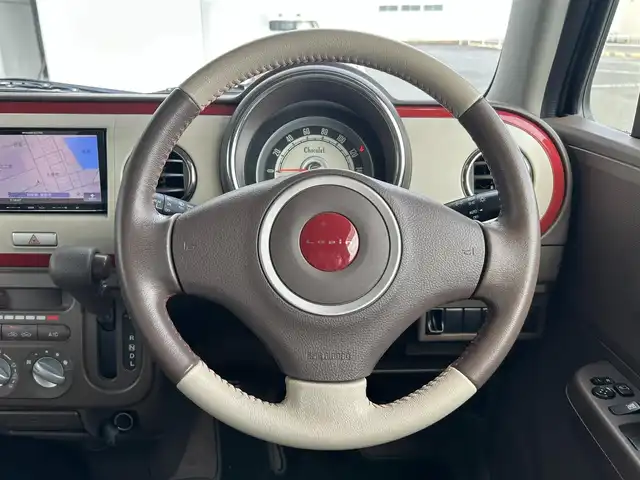 スズキ ラパン ショコラ G 静岡県 2015(平27)年 4.2万km フォレストアクアメタリック 社外ＳＤナビ　/Ｂカメラ　/ＥＴＣ　/ＴＶ　/ＢＴ　/プッシュスタート　/アイドリングストップ　/ハーフレザー　/純正フロアマット　/ドアバイザー　/純正ホイール　/社外ドラレコ　/オートライト