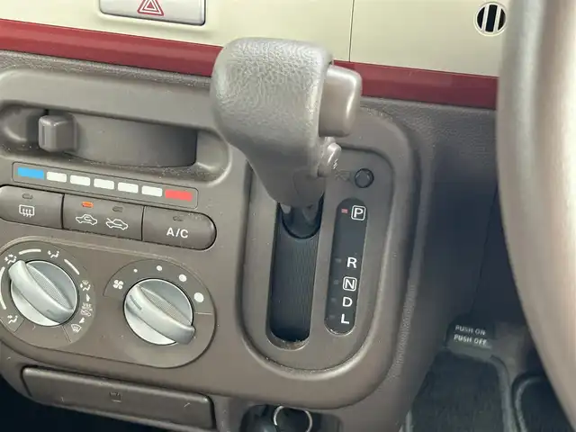 スズキ ラパン ショコラ G 静岡県 2015(平27)年 4.2万km フォレストアクアメタリック 社外ＳＤナビ　/Ｂカメラ　/ＥＴＣ　/ＴＶ　/ＢＴ　/プッシュスタート　/アイドリングストップ　/ハーフレザー　/純正フロアマット　/ドアバイザー　/純正ホイール　/社外ドラレコ　/オートライト