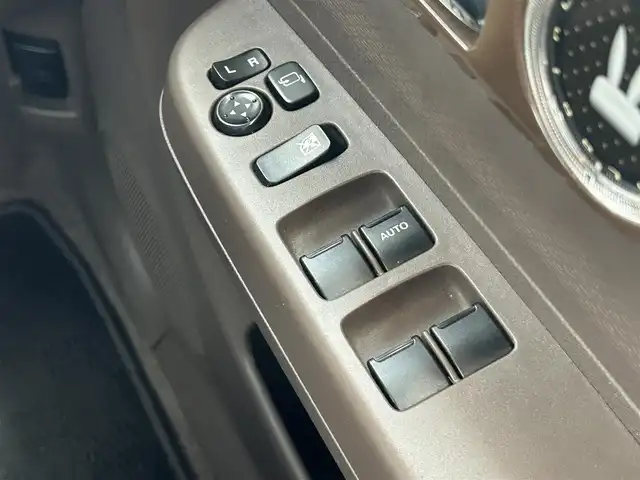 スズキ ラパン ショコラ G 静岡県 2015(平27)年 4.2万km フォレストアクアメタリック 社外ＳＤナビ　/Ｂカメラ　/ＥＴＣ　/ＴＶ　/ＢＴ　/プッシュスタート　/アイドリングストップ　/ハーフレザー　/純正フロアマット　/ドアバイザー　/純正ホイール　/社外ドラレコ　/オートライト