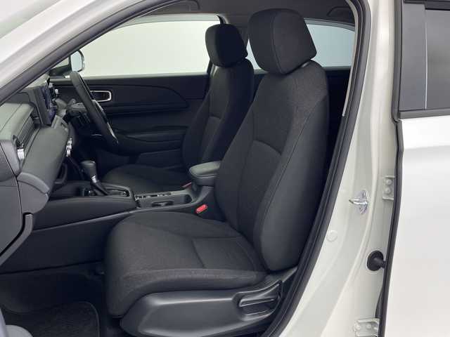 ホンダ ヴェゼル ハイブリッド e:HEV X 新潟県 2024(令6)年 3.6万km プラチナホワイトパール ワンオーナー/ホンダセンシング/　●衝突軽減ブレーキ（CMBS）/　●先行車発進お知らせ機能/　●標識認識機能/　●アダプティブクルーズコントロール（ACC）/　●車線維持支援システム（LKAS）/　●誤発進抑制機能/純正ナビ/バックカメラ/フルセグTV/CD/DVD再生機能/ビルトインETC/前後ドライブレコーダー/オートライト/オートハイビーム/LEDヘッドライト/革巻きステアリング/ステアリングスイッチ/パドルシフト/社外AW（スタッドレス付）積込み/純正フロアマット