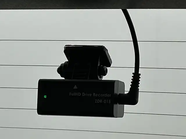 マツダ ＣＸ－５ XD プロアクティブ 愛知県 2017(平29)年 6.9万km ジェットブラックマイカ 禁煙車/ディーゼル/ターボ/純正7インチナビ/（フルセグTV/CD/DVD/Bluetooth/USB/AM/FM）/バックカメラ/サイドカメラ/ＢＯＳＥサウンド/i-ACTIVESENSE/・衝突軽減ブレーキ/・レーダークルーズコントロール/・レーンキープアシスト/・ブラインドスポットモニター/・コーナーセンサー/ヘッドアップディスプレイ/ＥＴＣ/ドライブレコーダー/ルーフレール/アイドリングストップ/純正19インチアルミホイール/スマートキー/プッシュスタート/ＬＥＤヘッドライト/オートライト/横滑り防止装置/純正フロアマット