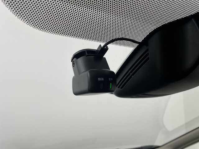 日産 セレナ ハイウェイスター V 埼玉県 2021(令3)年 5.1万km ブリリアントホワイトパール 純正ナビ/フルセグテレビ/全方位カメラ/純正フリップダウンモニター/両側パワースライドドア/プロパイロット/ビルトインETC/前方ドライブレコーダー/デジタルインナーミラー/ブラインドスポットモニター/レーダークルーズコントロール/衝突被害軽減ブレーキ/クリアランスソナー/電子パーキングシステム/ブレーキホールド/プッシュスタート/オートLEDライト/純正フロアマット/純正16インチアルミホイール