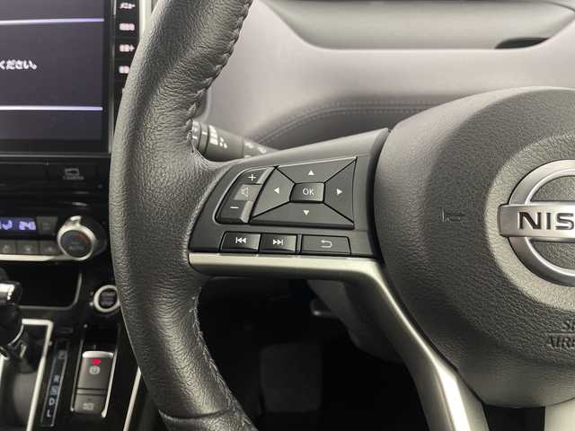 日産 セレナ ハイウェイスター V 埼玉県 2021(令3)年 5.1万km ブリリアントホワイトパール 純正ナビ/フルセグテレビ/全方位カメラ/純正フリップダウンモニター/両側パワースライドドア/プロパイロット/ビルトインETC/前方ドライブレコーダー/デジタルインナーミラー/ブラインドスポットモニター/レーダークルーズコントロール/衝突被害軽減ブレーキ/クリアランスソナー/電子パーキングシステム/ブレーキホールド/プッシュスタート/オートLEDライト/純正フロアマット/純正16インチアルミホイール