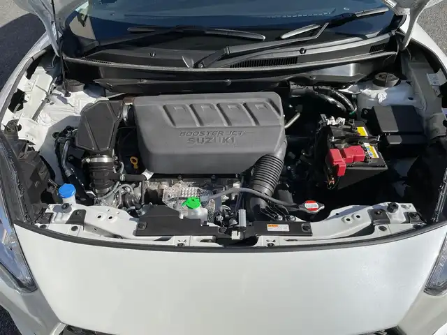 スズキ スイフト スポーツ 神奈川県 2024(令6)年 1.3万km ピュアホワイトP ワンオーナー/純正8インチメモリーナビ・地デジTV/純正CD/DVD/SD/MSV/USB/BT/バック・サイドカメラ/ETC/前後ドライブレコーダー/運転シートヒーター/純正17インチAW/LEDライト/レーダークルーズコントロール/衝突軽減ブレーキ・LKA・コーナーセンサー/パドルシフト/ステアリングスイッチ/プッシュスタート/スマートキー×2/R6年ディーラー整備記録/保証書・取説あり