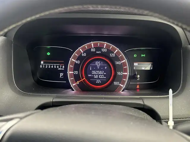 ホンダ オデッセイ アブソルート 愛知県 2013(平25)年 6.1万km プレミアムヴィーナスブラックP 純正ナビ　/（フルセグ／Bluetooth）　/フリップダウンモニター　/クルーズコントロール　/パドルシフト　/バックモニター　/両側パワースライドドア　/ハーフレザーシート　/ドライブレコーダー　/ETC　/純正AW