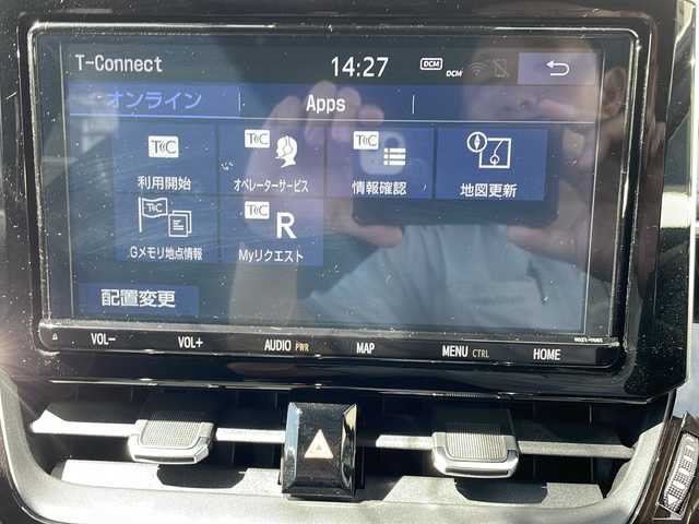 トヨタ カローラ スポーツ ハイブリッドG Z 山形県 2018(平30)年 3.1万km シルバーM ・純正9インチナビ/フルセグ/CD/DVD/Bluetooth/・フロント、バックカメラ/・純正前方ドラレコ/・ビルトインETC/・レーダークルーズコントロール/・レーンキープアシスト/・衝突被害軽減システム/・パーキングサポートブレーキ/・リアクロストラフィックアラート/・前後クリアランスソナー/・ブラインドスポットモニター/・ロードサインアシスト/・先行車発進告知/・AVS/・LEDヘッドライト/・オートマチックハイビーム/・電子パーキング/・オートブレーキホールド/・ハンドルヒーター/・フロントワイパーデアイサー/・純正AW/・純正マット/・エンジンスターター付きスマートキー/・スペアキー2本/・保証書/・取扱説明書