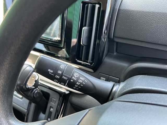 三菱 デリカＤ：２ ハイブリッドMX 茨城県 2021(令3)年 5.5万km ピュアホワイトP ワンオーナー/KENWOOD製SDナビ/CD/DVD/Bluetooth/フルセグTV/シートヒーター/純正15インチアルミホイール/LEDヘッドライト/純正フロアマット/片側パワースライドドア/レーンキープアシスト/衝突軽減システム/保証書/取扱説明書/記録簿