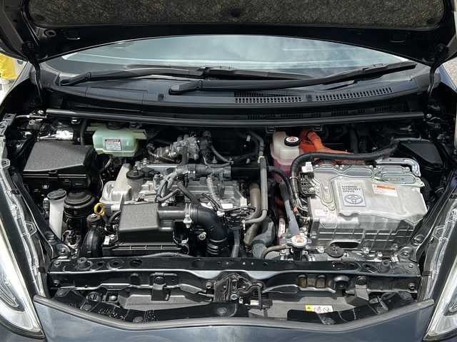 トヨタ アクア S スタイルブラック 愛知県 2018(平30)年 5.6万km ブラックマイカ /ワンオーナー//新車保証書//取扱説明書//スペアキー//純正ナビ/フルセグTV//バックカメラ//ETC//プッシュスタート//ドライブレコーダー//プリクラッシュセーフティ//レーンディパーチャーアラート//オートハイビーム//パーキングサポートブレーキ//電動格納ミラーウインカー//EVモード/ECOモード//ステアスイッチ//ドアバイザー//純正フロアマット