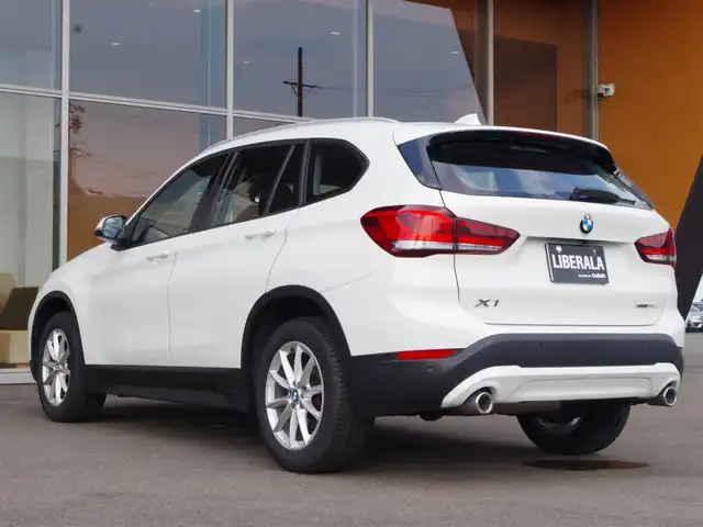 ＢＭＷ Ｘ１ xDrive 18d 岐阜県 2020(令2)年 5.6万km 白 コンフォートパッケージ/メーカーナビ/ Bluetooth CD DVD FM AM USB/ドライビング・アシスト/レーン・ディパーチャー・ウォーニング（車線逸脱警告システム）/前車接近警告機能/衝突回避・被害軽減ブレーキ/バーキングアシスト/リアビューカメラ/ルーフレール/パワーシート/パワーバックドア