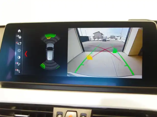 ＢＭＷ Ｘ１ xDrive 18d 岐阜県 2020(令2)年 5.6万km 白 コンフォートパッケージ/メーカーナビ/ Bluetooth CD DVD FM AM USB/ドライビング・アシスト/レーン・ディパーチャー・ウォーニング（車線逸脱警告システム）/前車接近警告機能/衝突回避・被害軽減ブレーキ/バーキングアシスト/リアビューカメラ/ルーフレール/パワーシート/パワーバックドア