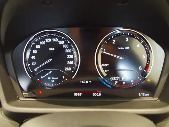 ＢＭＷ Ｘ１ xDrive 18d 岐阜県 2020(令2)年 5.6万km 白 コンフォートパッケージ/メーカーナビ/ Bluetooth CD DVD FM AM USB/ドライビング・アシスト/レーン・ディパーチャー・ウォーニング（車線逸脱警告システム）/前車接近警告機能/衝突回避・被害軽減ブレーキ/バーキングアシスト/リアビューカメラ/ルーフレール/パワーシート/パワーバックドア