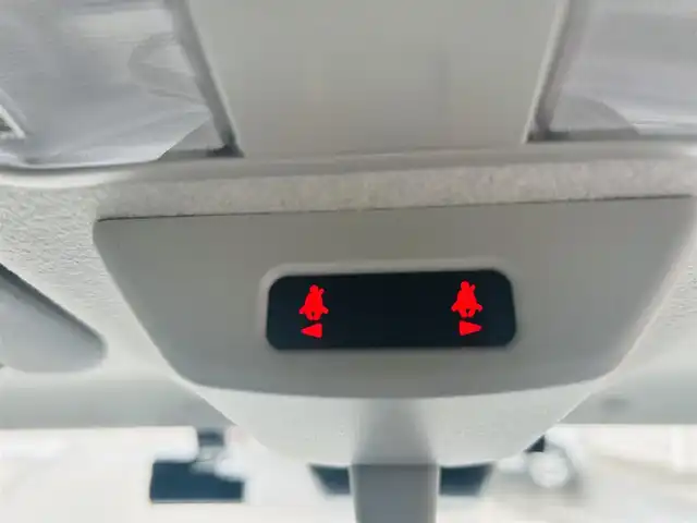 ダイハツ タント X 岡山県 2022(令4)年 7.7万km ホワイト (株)IDOMが運営する【じしゃロン岡山店】の自社ローン専用車両です。こちらは現金またはオートローンご利用時の価格です。 自社ローンご希望の方は別途その旨お申し付け下さい/＊ETC/＊片側パワースライド/＊バックモニター/＊ドラレコ/＊社外ナビ/＊プッシュスタート/＊アイドリングストップ/＊スマートキー