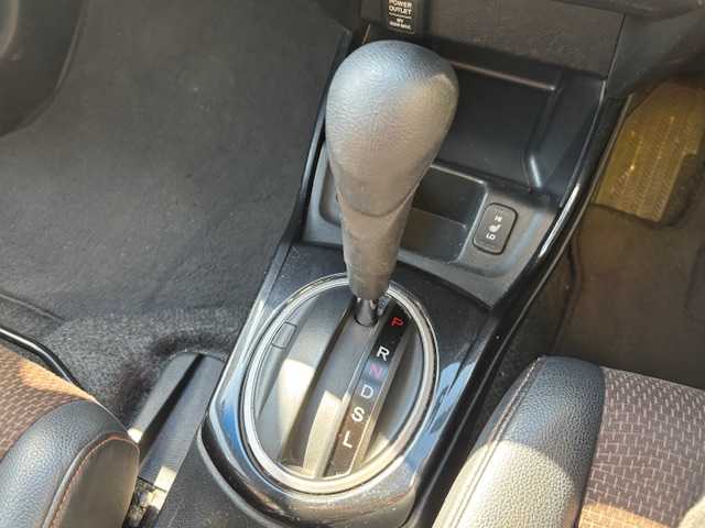 ホンダ フィット シャトル ハイブリッド スマートセレファインライン 宮城県 2013(平25)年 12.1万km クリスタルブラックパール 登録時走行距離120926km/SDナビ/CD/AM/FM/アイドリングストップ/横滑り防止/ETC/ステアリングリモコン/シートヒーター/寒冷地仕様/クルーズコントロール/オートライト/プッシュスタート/スマートキー/バックカメラ/純正フロアマット/フォグランプ