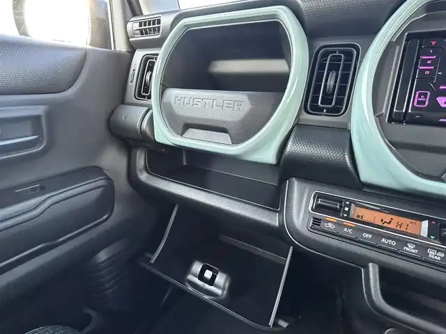 スズキ ハスラー HYBRID G 鹿児島県 2024(令6)年 0.1万km デニムブルー ガンメタリック 2トーン スズキセーフティサポート/レーダークルーズコントロール/CDプレイヤー/Bluetooth/LEDヘッドライト/前席シートヒーター/アイドリングストップ/オートエアコン/スマートキー/スペアキー×１