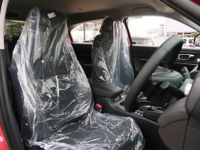 ホンダ ヴェゼル ハイブリッド e:HEV Z 千葉県 2025(令7)年 0.1千km プレミアムクリスタルレッドM 登録済未使用車/ホンダコネクトディスプレイ/ナビゲーション/フルセグTV/Bluetooth/AM/FM/USB/マルチビューカメラ/ホンダセンシング/BSI/ブラインドスポットインフォメーション/ハンズフリーアクセスパワーテールゲート/シートヒーター/ステアリングヒーター/ビルトインETC2.0/ハーフレザー/プレミアムオーディオ/純正18インチAW/レーダークルーズコントロール/パドルシフト/ワイヤレス充電/LEDヘッドライト/LEDフォグランプ/USB充電/スマートキー×2本/取説/保証書