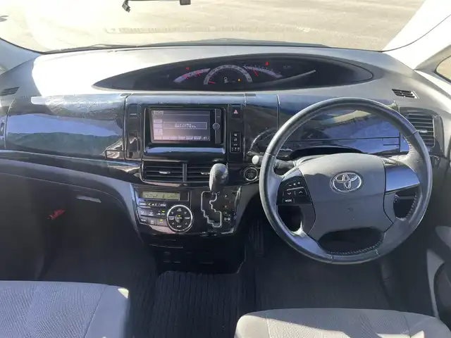 トヨタ エスティマ アエラス 新潟県 2013(平25)年 10.3万km ホワイトパールクリスタルシャイン スマートキー/プッシュスタート/両側パワースライドドア/純正ナビ(NSZT-W62G)/　CD/DVD/BT/フルセグ/バックカメラ/アルパインフリップダウンモニター/純正18インチアルミ/ETC/車高調/革巻きステアリング/ステアリングスイッチ/純正フロアマット/純正ドアバイザー/オートライト