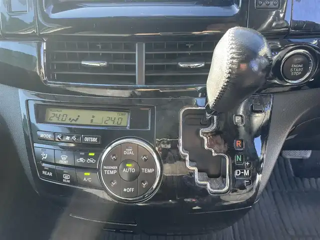 トヨタ エスティマ アエラス 新潟県 2013(平25)年 10.3万km ホワイトパールクリスタルシャイン スマートキー/プッシュスタート/両側パワースライドドア/純正ナビ(NSZT-W62G)/　CD/DVD/BT/フルセグ/バックカメラ/アルパインフリップダウンモニター/純正18インチアルミ/ETC/車高調/革巻きステアリング/ステアリングスイッチ/純正フロアマット/純正ドアバイザー/オートライト