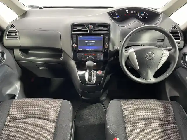 日産 セレナ HWS S HV Vセレ +Sefty Aセーフ 大阪府 2015(平27)年 6万km ダイヤモンドブラック 純正ナビ　全周囲カメラ　Bluetooth　フルセグTV　DVD再生　純正フリップダウンモニター　ドライブレコーダー　衝突軽減ブレーキ　両側パワースライドドア　クルーズコントロール　オートライト　LEDヘッドライト　スマートキー