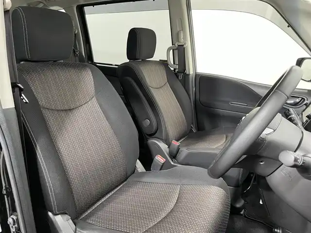 日産 セレナ HWS S HV Vセレ +Sefty Aセーフ 大阪府 2015(平27)年 6万km ダイヤモンドブラック 純正ナビ　全周囲カメラ　Bluetooth　フルセグTV　DVD再生　純正フリップダウンモニター　ドライブレコーダー　衝突軽減ブレーキ　両側パワースライドドア　クルーズコントロール　オートライト　LEDヘッドライト　スマートキー