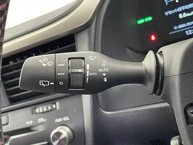 レクサス ＲＸ 300 Fスポーツ 埼玉県 2018(平30)年 6.3万km グラファイトブラックガラスフレーク サンルーフ　メーカーナビ　ＢＳＭ　ＨＵＤ　赤レザー　三眼ＬＥＤ　ビルトインＥＴＣ２．０　ドライブレコーダー　セーフティシステムプラス　レーダークルーズ　シートヒーター　ベンチレーション　ＡＣ１００Ｖ