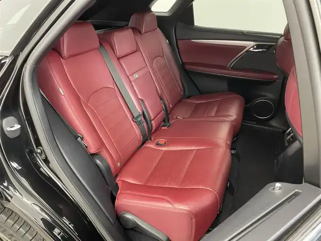 レクサス ＲＸ 300 Fスポーツ 埼玉県 2018(平30)年 6.3万km グラファイトブラックガラスフレーク サンルーフ　メーカーナビ　ＢＳＭ　ＨＵＤ　赤レザー　三眼ＬＥＤ　ビルトインＥＴＣ２．０　ドライブレコーダー　セーフティシステムプラス　レーダークルーズ　シートヒーター　ベンチレーション　ＡＣ１００Ｖ