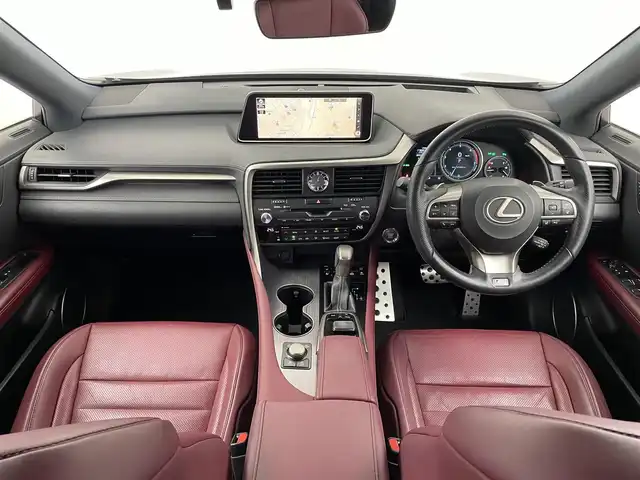 レクサス ＲＸ 300 Fスポーツ 埼玉県 2018(平30)年 6.3万km グラファイトブラックガラスフレーク サンルーフ　メーカーナビ　ＢＳＭ　ＨＵＤ　赤レザー　三眼ＬＥＤ　ビルトインＥＴＣ２．０　ドライブレコーダー　セーフティシステムプラス　レーダークルーズ　シートヒーター　ベンチレーション　ＡＣ１００Ｖ
