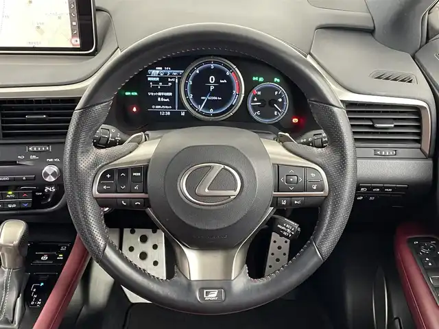 レクサス ＲＸ 300 Fスポーツ 埼玉県 2018(平30)年 6.3万km グラファイトブラックガラスフレーク サンルーフ　メーカーナビ　ＢＳＭ　ＨＵＤ　赤レザー　三眼ＬＥＤ　ビルトインＥＴＣ２．０　ドライブレコーダー　セーフティシステムプラス　レーダークルーズ　シートヒーター　ベンチレーション　ＡＣ１００Ｖ