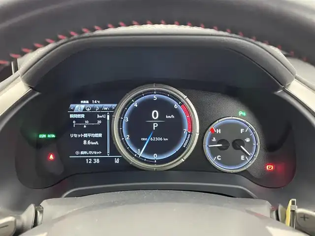レクサス ＲＸ 300 Fスポーツ 埼玉県 2018(平30)年 6.3万km グラファイトブラックガラスフレーク サンルーフ　メーカーナビ　ＢＳＭ　ＨＵＤ　赤レザー　三眼ＬＥＤ　ビルトインＥＴＣ２．０　ドライブレコーダー　セーフティシステムプラス　レーダークルーズ　シートヒーター　ベンチレーション　ＡＣ１００Ｖ