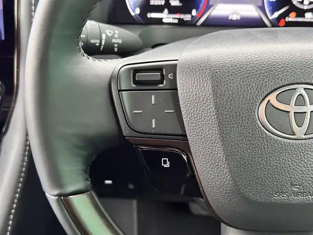 トヨタ アルファード Z 宮城県 2025(令7)年 0.5万km プラチナホワイトパールマイカ 左右独立ムーンルーフ/ユニバーサルステップ/＝＝＝/セーフティセンス/・プリクラッシュセーフティ/・レーントレーシングアシスト/・全車速追従機能付レーダークルーズコントロール/・アダプティブハイビームシステム/・ドライバー異常時対応システム/・プロアクティブドライビングアシスト/・発進遅れ告知機能/ブラインドスポットモニター/パーキングサポートブレーキ（前後方静止物/後方接近車両/後方歩行者）/床下透過表示機能付パノラミックビューモニター/14インチディスプレイオーディオ/・コネクティッドナビ対応14インチディスプレイ/・ナビ/・地デジTV/・USB/HDMI/・AppleCarPlay/AndroidAuto/・ETC2.0/ワイヤレス充電器/AC100V/1500W/デジタルインナーミラー/予約ロック機能付パワースライドドア（両側）/予約ロック機能付パワーバックドア/合皮シート/パワーシート（運転席メモリー機能付）/シートヒーター/ベンチレーション/ステアリングヒーター/電動パーキングブレーキ/ブレーキホールド/純正18インチAW