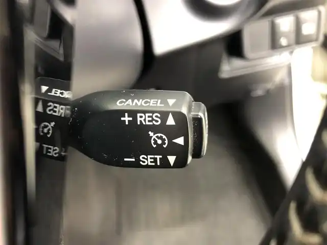 トヨタ アクア G GRスポーツ 愛知県 2019(平31)年 6.7万km ホワイトパールクリスタルシャイン プリクラッシュセーフティシステム/クルーズコントロール/純正ナビ【NSLN-W68】/Bluetooth/バックカメラ/ETC/LEDヘッドライト/オートライト/ハーフレザーシート/純正16インチAW