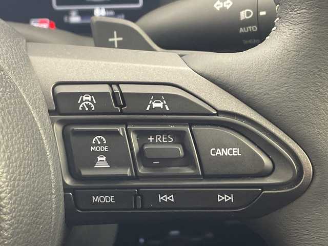 トヨタ ＧＲヤリス RZ ハイパフォーマンス 兵庫県 2025(令7)年 0.4万km プレシャスブラックパール ・4WD/・ナビパッケージ/・JBLプレミアムサウンドシステム/・ETC2.0/・8型ディスプレイオーディオ＆ナビ機能＆USB＆TV＆Miracast/・ナノイーX/・前席シートヒーター/・ステアリングヒーター/・トヨタセーフティーセンス/・プリクラッシュセーフティ/・レーントレーシングアシスト/・レーンディバチャーアラート（ステアリング制御機能付き）/・レーダークルーズコントロール/・オートマチックハイビーム/・ロードサインアシスト/・ブラインドスポットモニター/・安心降車アシスト/・クリアランスソナー/・カーボンルーフ（フィルム）/・GRロゴ入りカラードキャリパー（赤）/・純正18インチ鍛造アルミホイール（BBS製）/・本革巻き3本スポークステアリング（グレーステッチ）/・フロントフロアアンダーカバー/・プレミアムスポーツフロントシート/・ミラー型前後ドライブレコーダー/・純正GRフロアマット/・ステアリングスイッチ/・ドアバイザー/・LEDヘッドライト/・オートライト/・パドルシフト